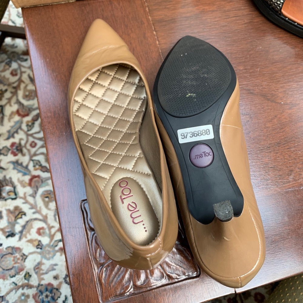 Me too nude pumps